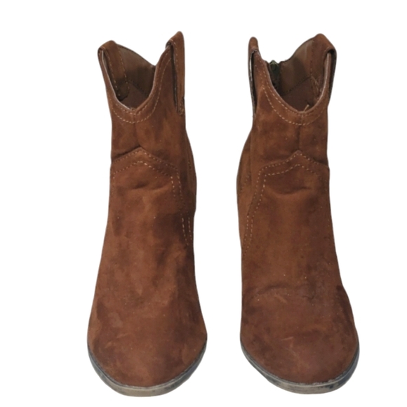 Merona Amazing Brown Suede Heels Boots Women's Size 7 - Picture 3 of 17